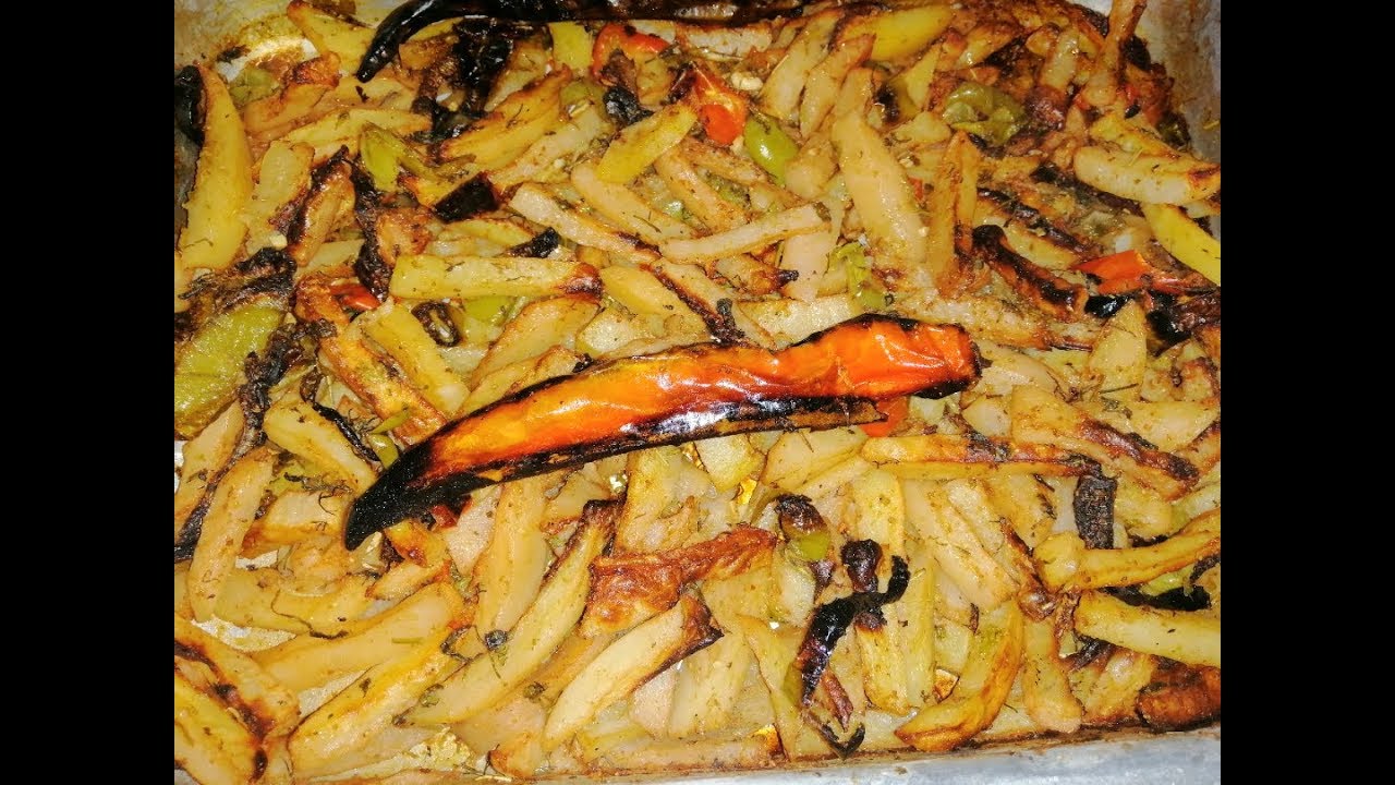 بطاطس مشوية في الفرن بالثوم والكزبرة الخضراء😋