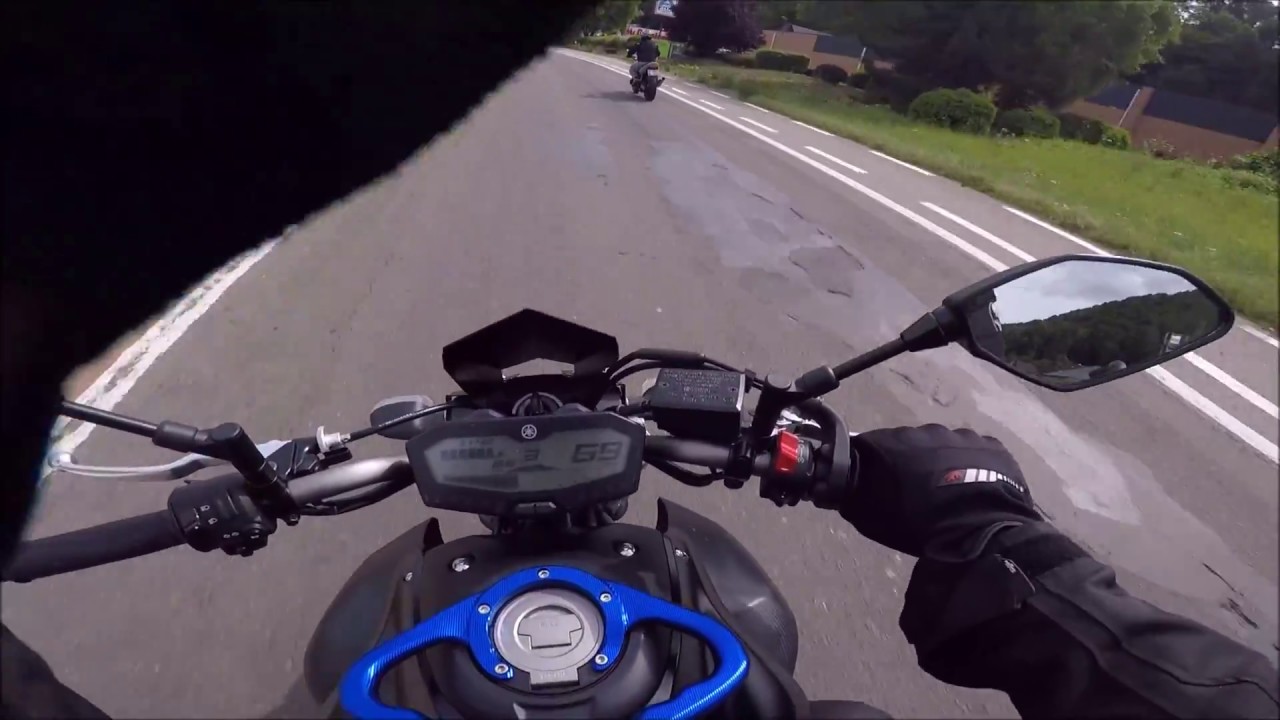 mt-07. r3. zr7 ballade sur namur direction de dinant part 1