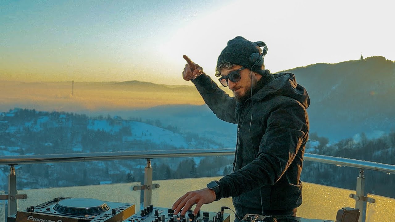 Asher - Sunrise In The Winter | Live Mix Performance