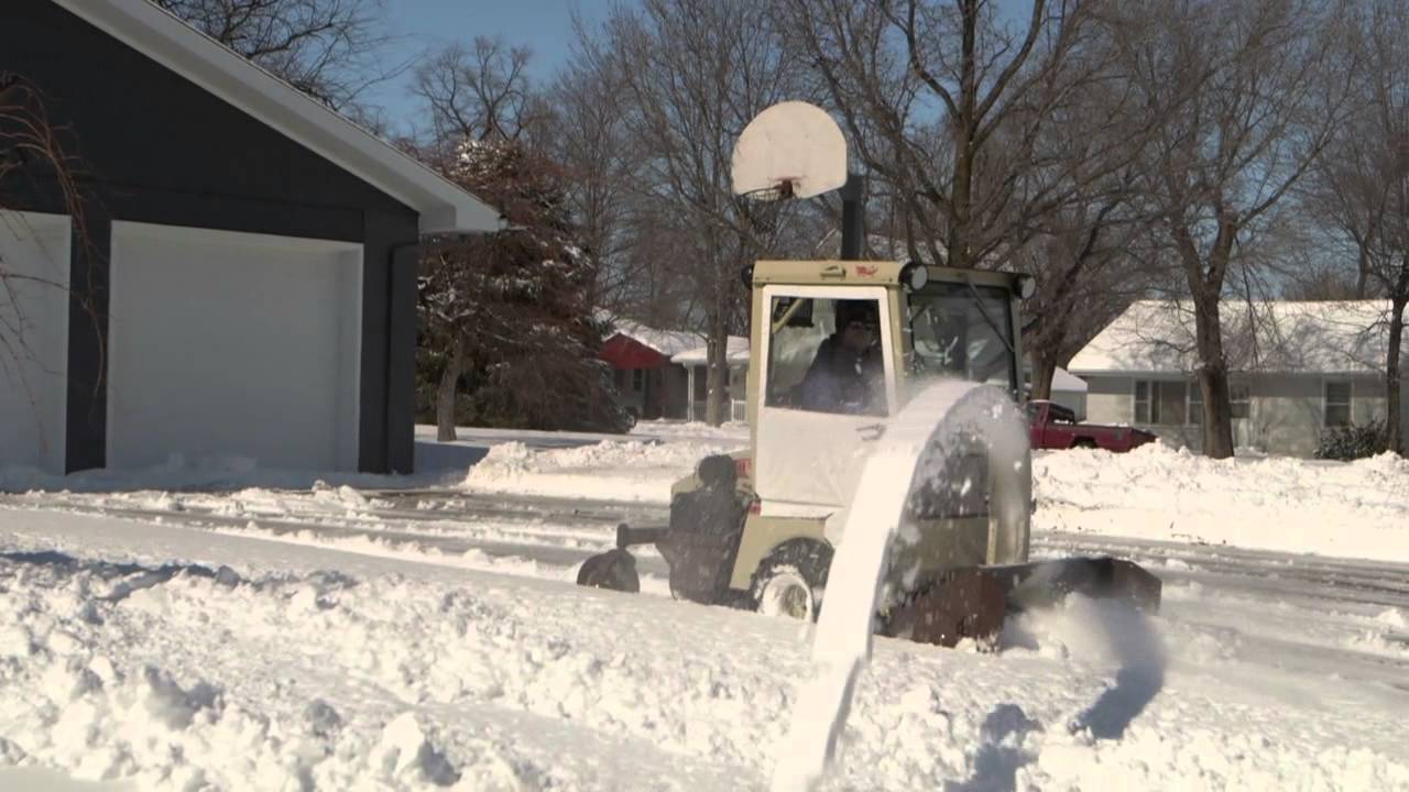 Grasshopper Driftbuster™ Snowthrower