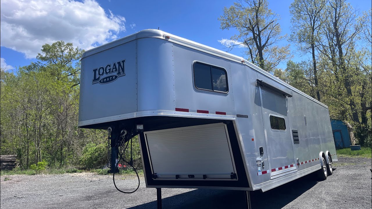 For Sale!! 2017 Logan Coach Toy Hauler 40ft