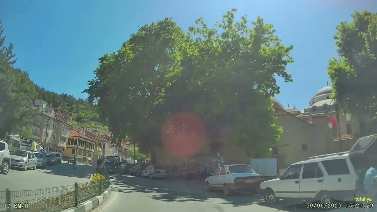 Kütahya : Şehir Merkezi'nden Döner Gazino'ya Çıkış Yolu