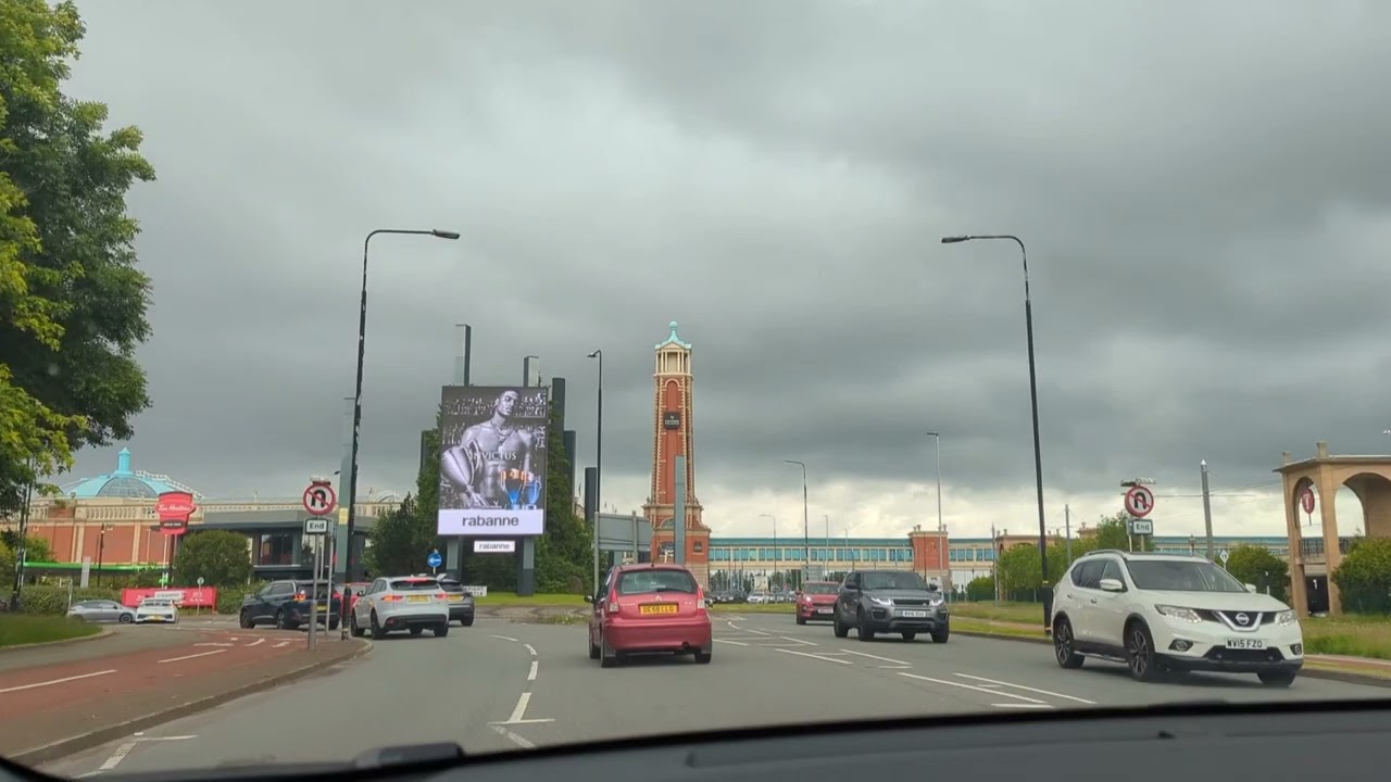 Driving to Trafford Centre Manchester #adventure