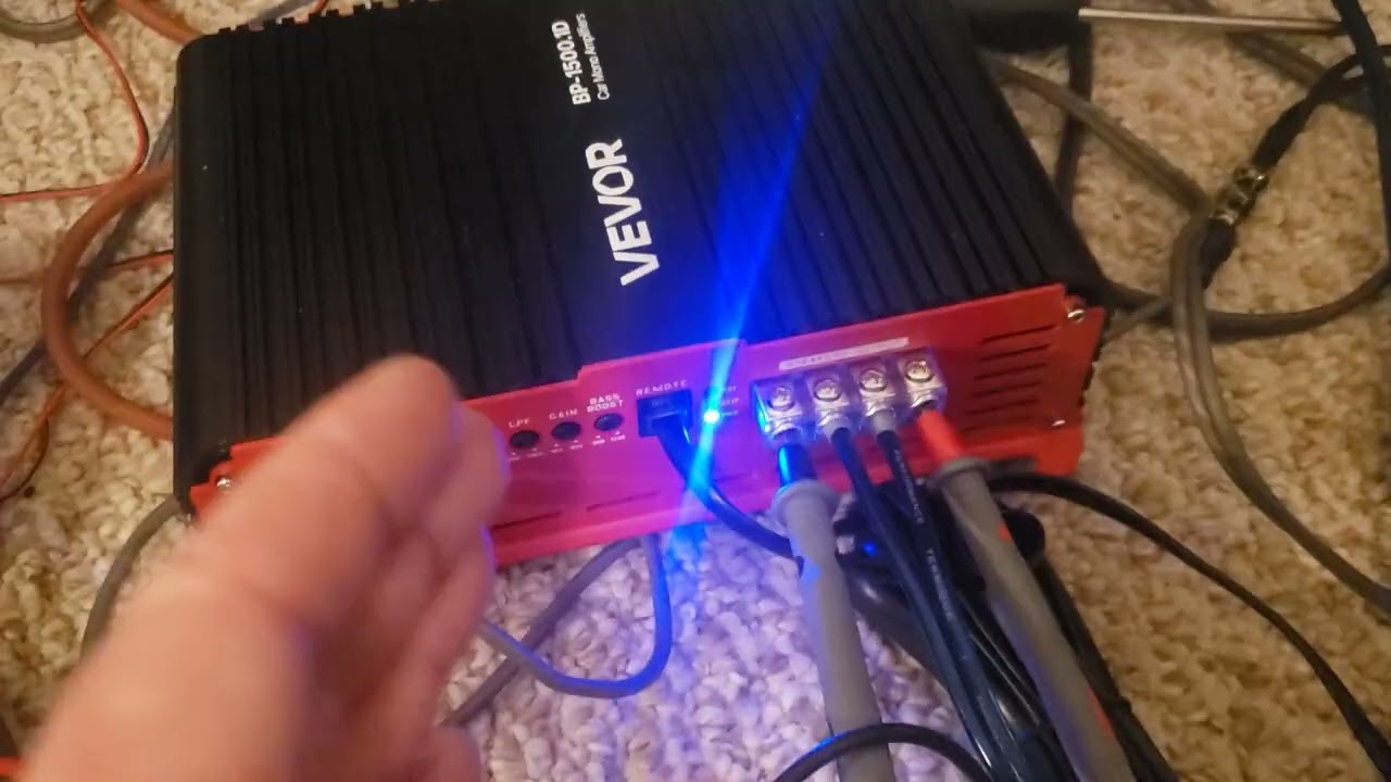 Vevor 15 сотен на испытательном стенде Carpet Audio с НОВЫМ 12-дюймовым Pro, как у Рона Джереми.