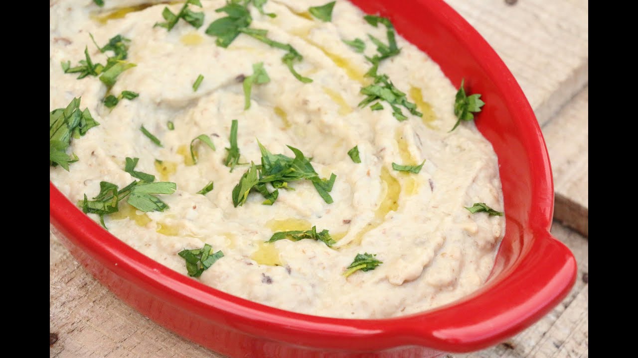 Baba Ganoush (Roasted Eggplant Dip)