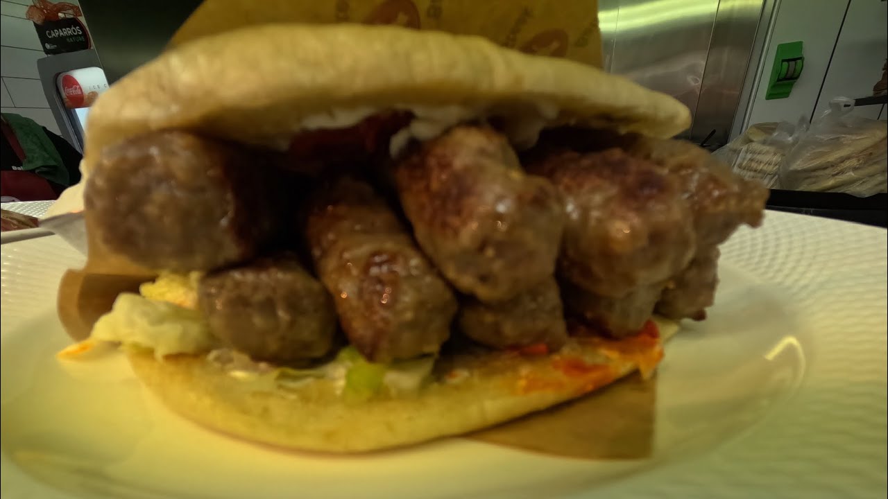 Idag cyklade jag 80 km för att smaka på den läckra  rätten cevapcici!