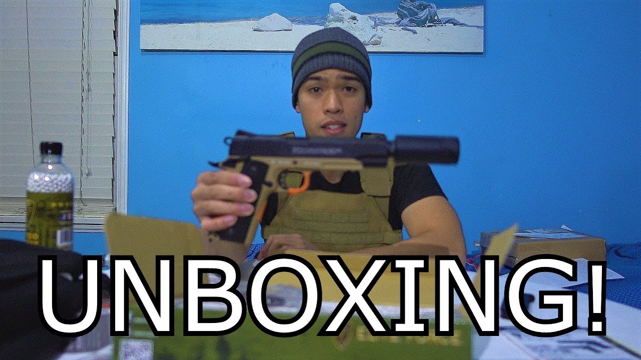 AirsoftStation Unboxing [EliteForce 1911 TAC]