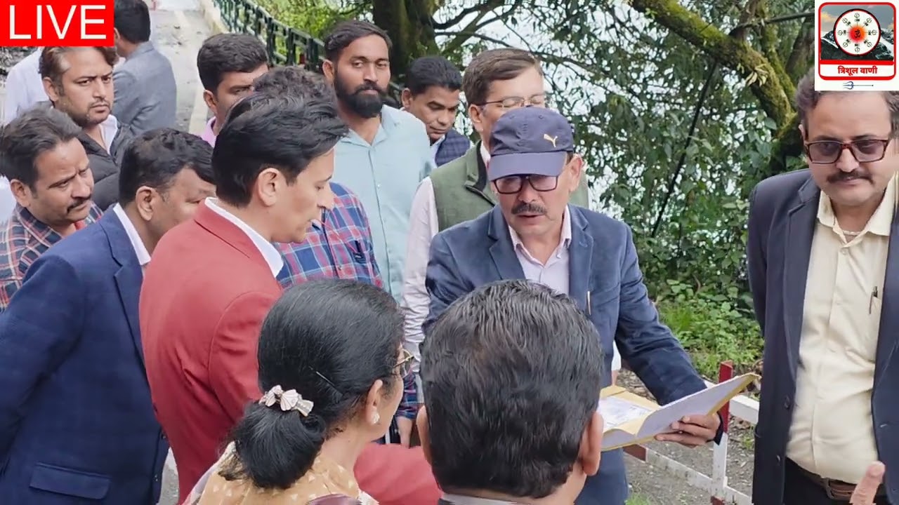 कुमाऊं कमिश्नर दीपक रावत ने मॉलरोड का किया निरीक्षण- अधिकारियों को निर्देश