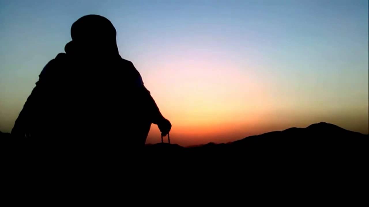 انا بادي في عالي الرجم  كلمات : سلطان بن علي الهاجري. اداء : خالد الدوسري