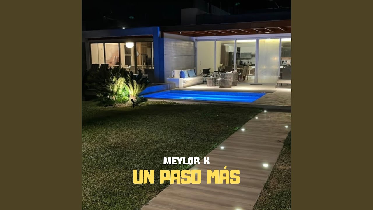 Un paso más