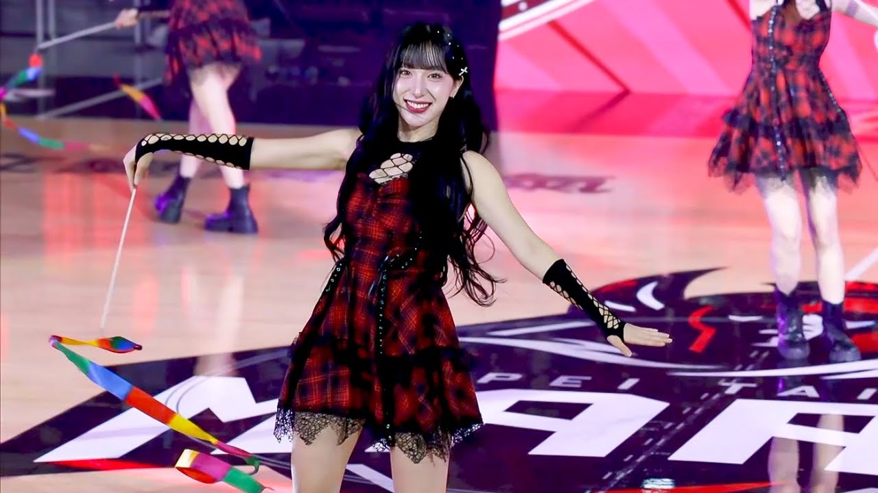 [2025-12-06] 臺北戰神啦啦隊 Taishin Wonders 開場表演❤️ (Merry ChristMARS 主題日) @臺北和平籃球館