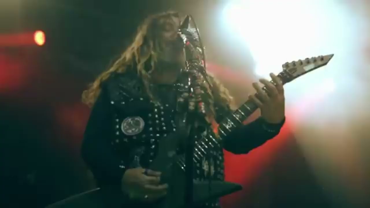 𝐌𝐢𝐤𝐞 𝐋𝐞𝐨𝐧 𝐋𝐢𝐯𝐞 𝐰𝐢𝐭𝐡 𝐒𝐨𝐮𝐥𝐟𝐥𝐲 – 𝐒𝐮𝐩𝐞𝐫𝐬𝐭𝐢𝐭𝐢𝐨𝐧 🎸