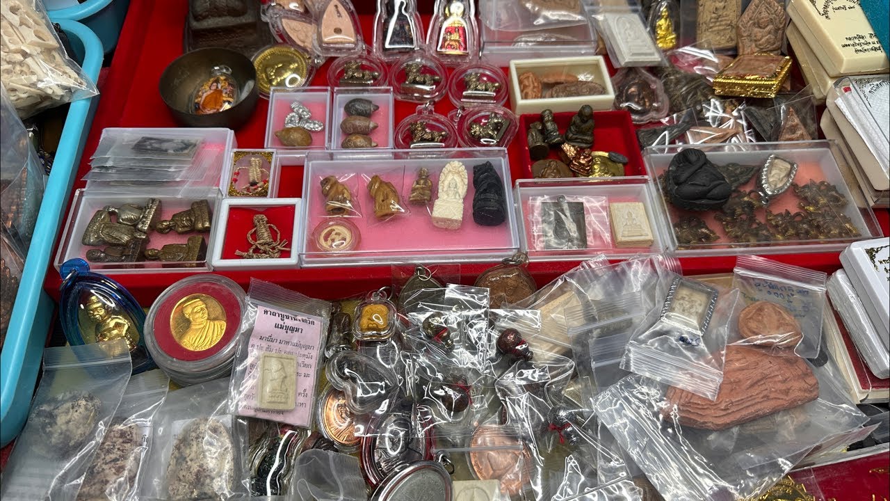 พระเหมาๆ มาแล้ว ครับ