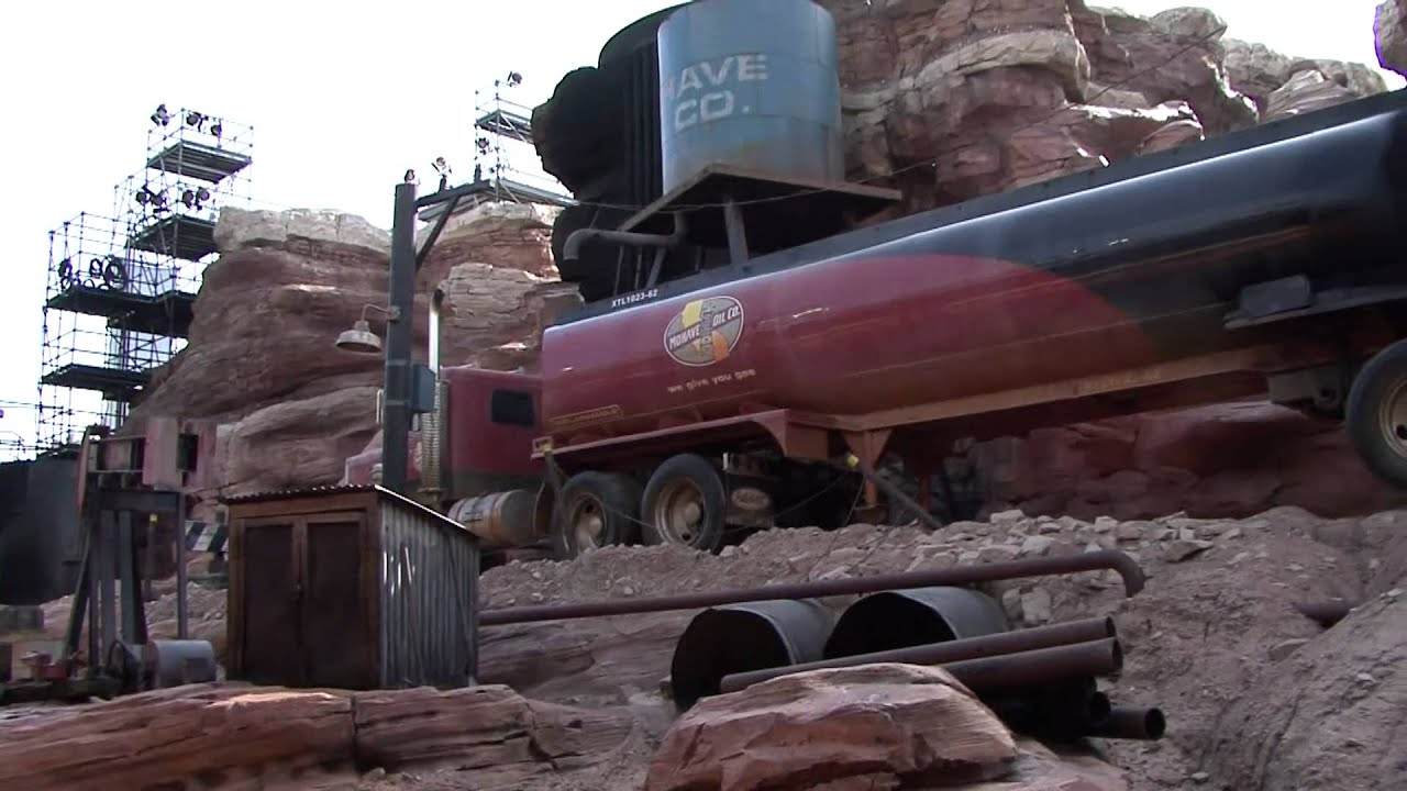 Catastrophe Canyon at Disneyland Paris