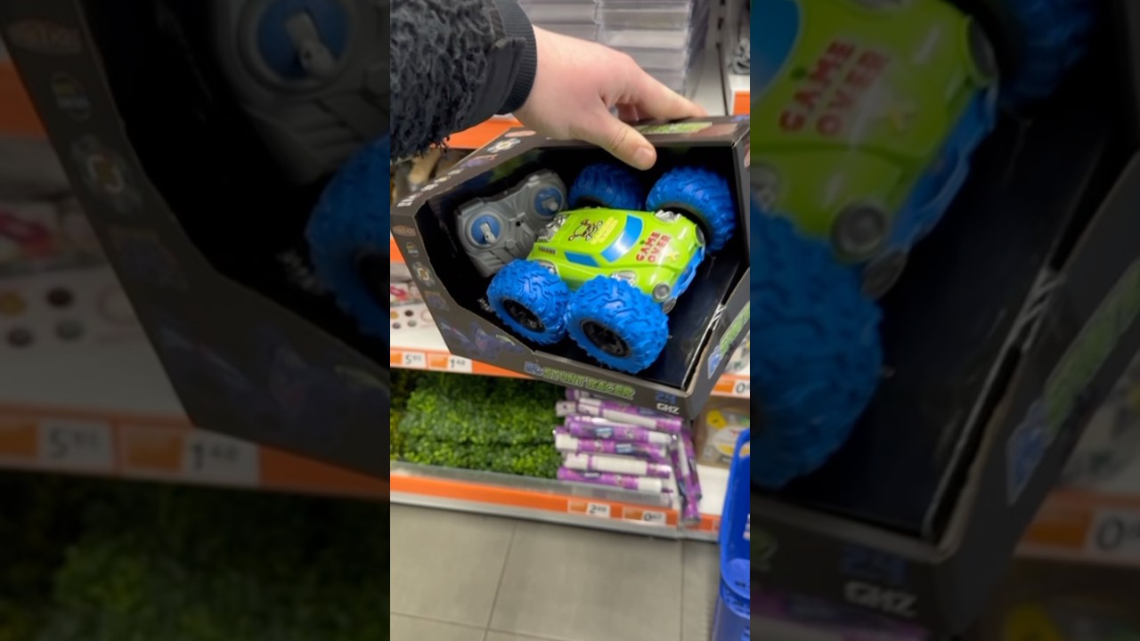 Je teste une voiture de cascade RC 🚘 #essai #test #jouet #action #voiture #rc #shorts