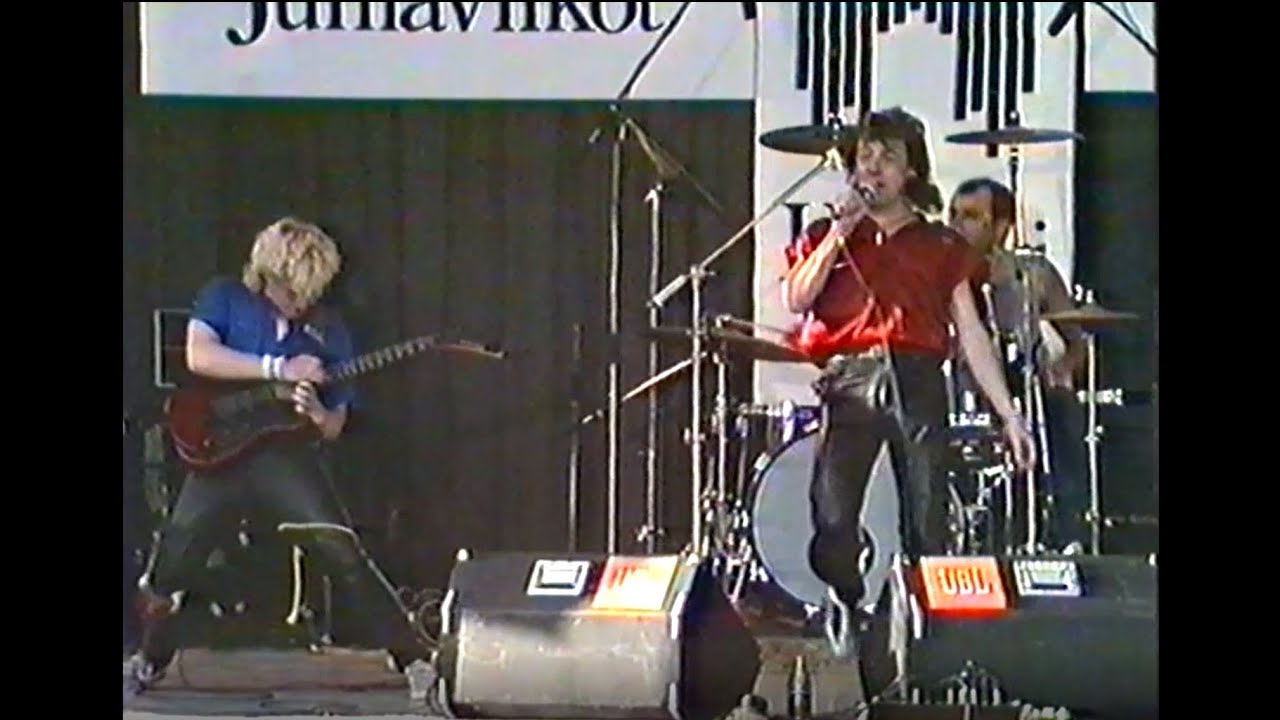 Kirka & Islanders  - Live at kaivopuisto -  1/2