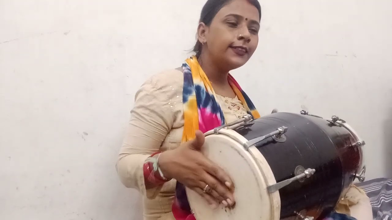 ##Dholk #pe ginke# thapki #bajana 