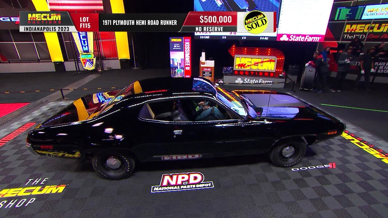 SOLD For $500,000 1971 Plymouth Hemi Road Runner // Mecum Indy 2023