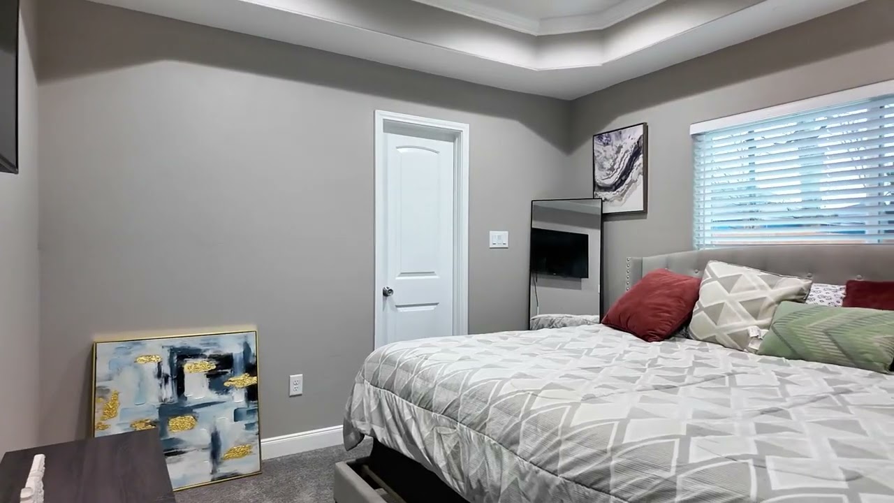 4732 Carmen St Unit D