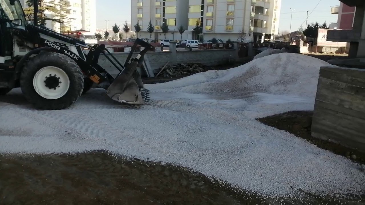 HİDROMEK 102S MALZEME SERME, TESVIYE YAPMA