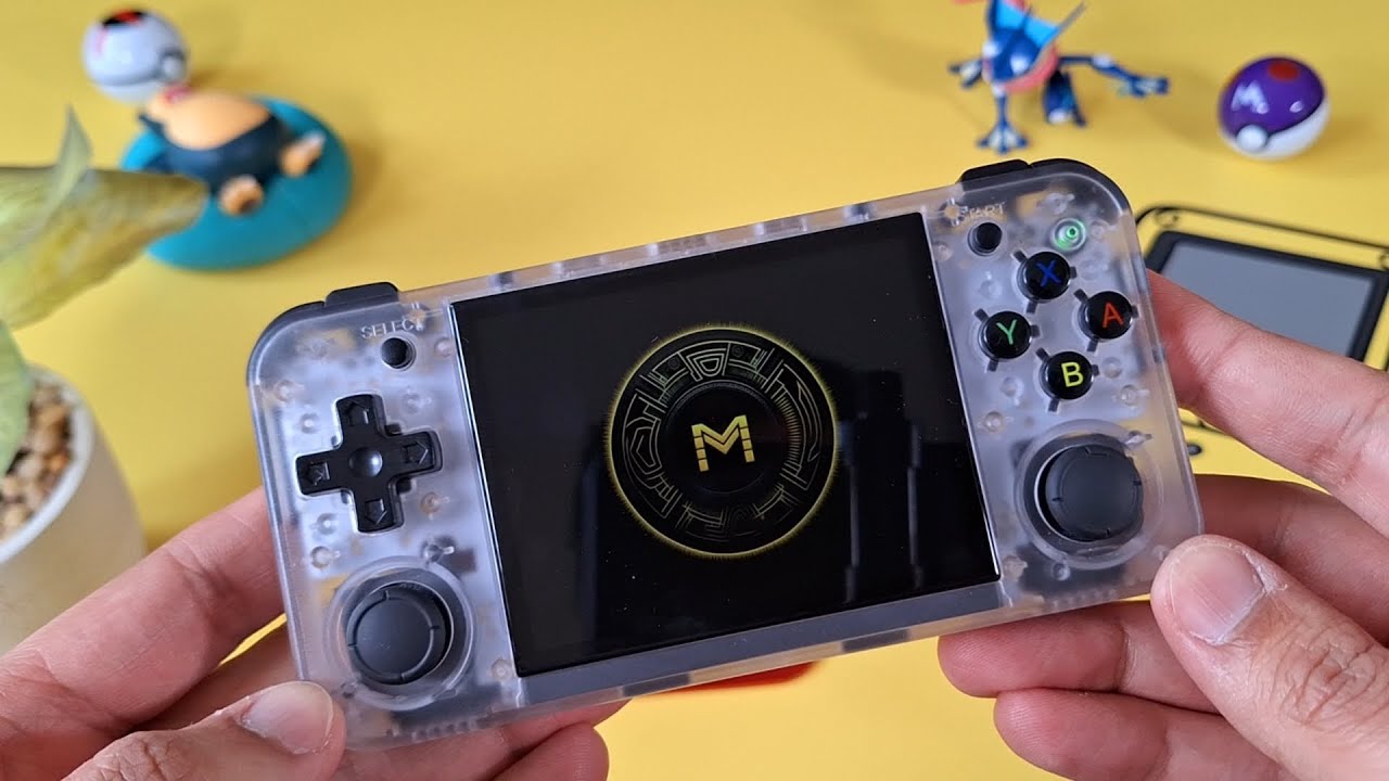 Super Fast CFW ⚡️| MuOS Starter Guide for RG35XX Plus & H