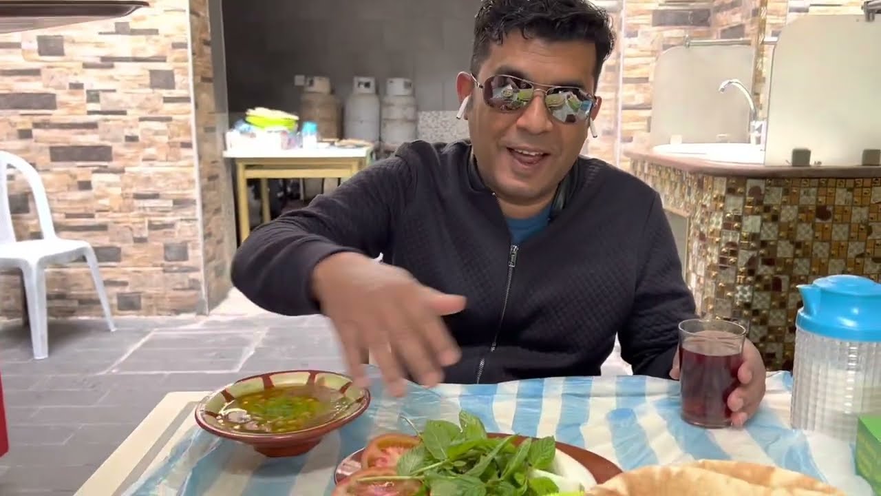 জর্ডানের বিখ্যাত হাশেম রেস্টুরেন্টে খাওয়া  Famous Hashem Restaurant in Jordan