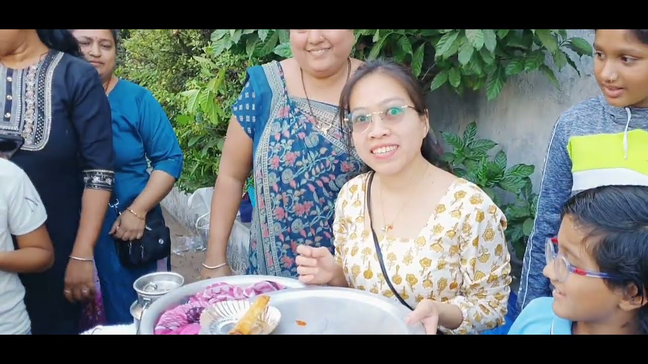 “Indian kitchen + Filipino rolls = business mode ON 💰😂