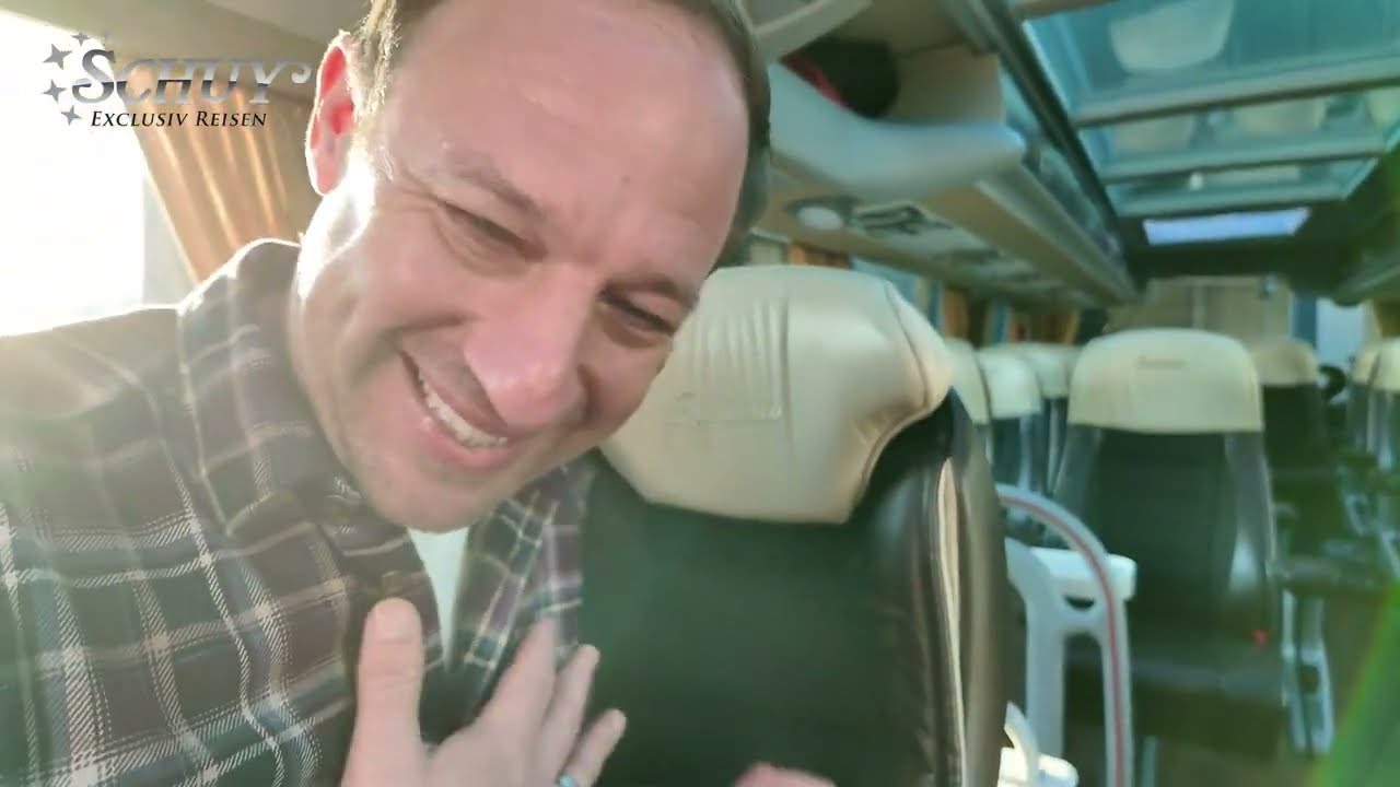 Willkommen an Bord: 5-Sterne Schuy-Bistro-Bus Van Hool | Komfort und Luxus auf Reisen