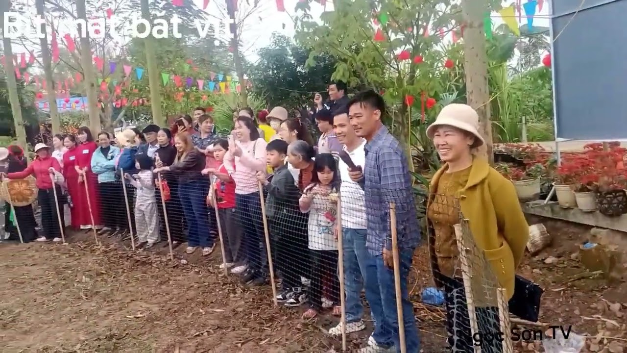Hội xuân chùa Đám trì , xã Lục Sơn tỉnh Bắc Ninh . Tây Yên tử 
