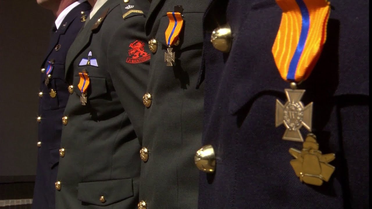 Uitreiking dapperheidsondersheidingen