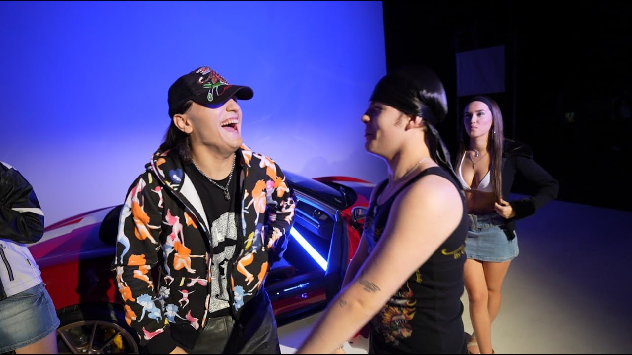 BACKSTAGE THRILL PILL — КЛУБНЯК (ft. Toxi$)
