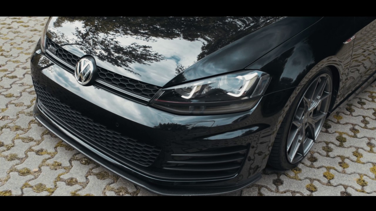 Lara's slammed MK7 | Stancenation