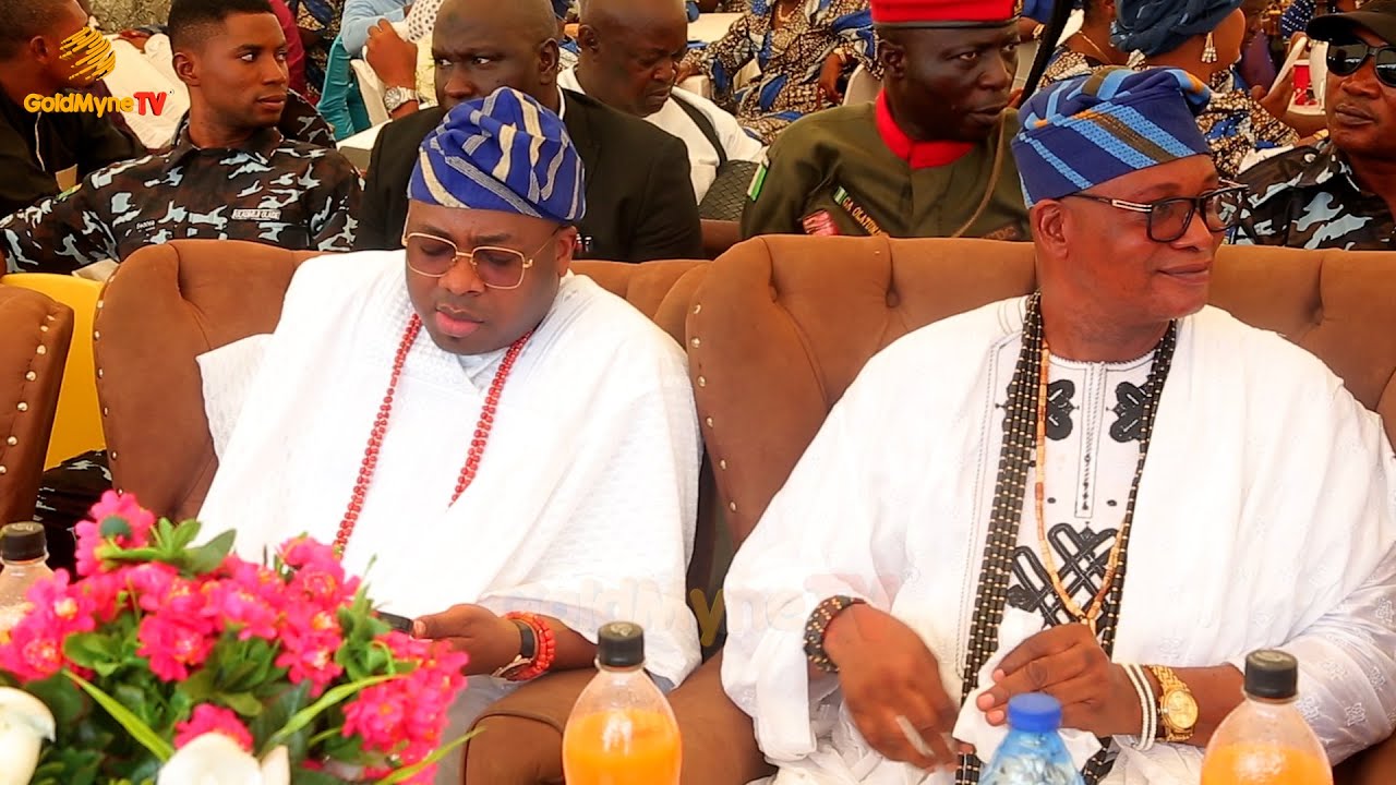 OBA ELEGUSHI, MC OLUOMO, ONIBA EKUN, AKINSIKU AND IBD  DENDE SERENADED BY K1 DE ULTIMATE