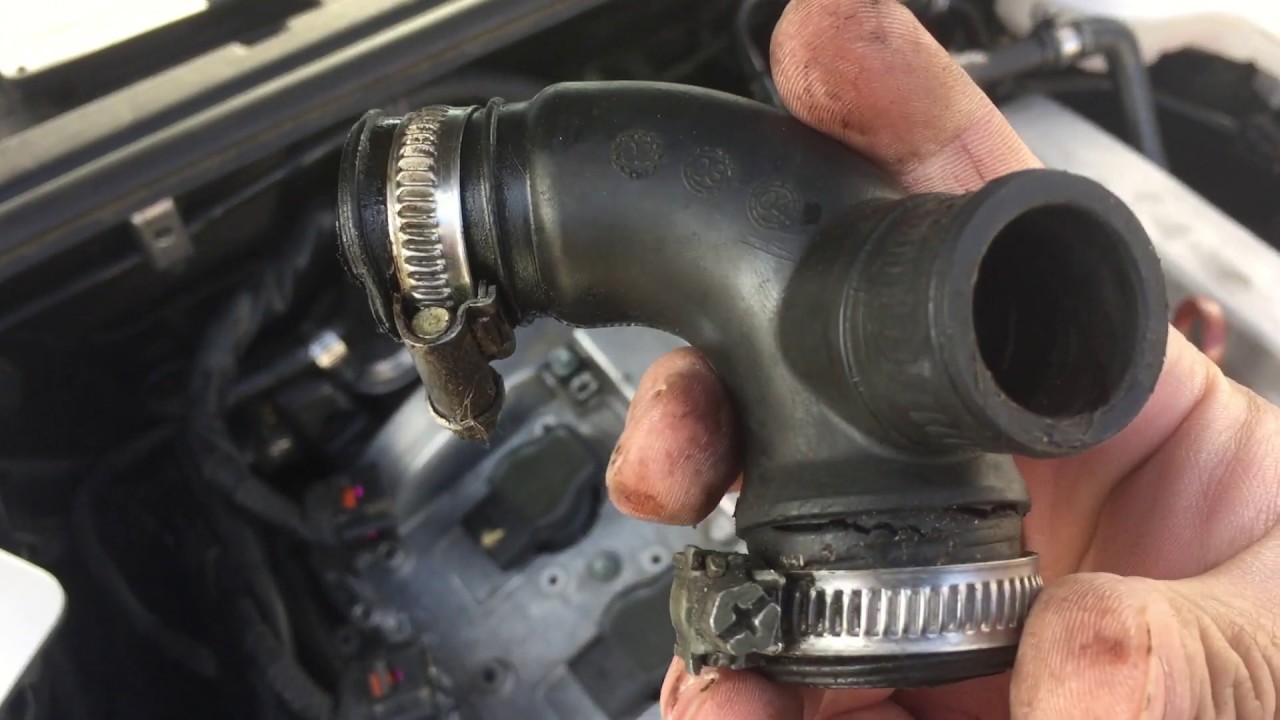 Removing Stuff: Breather Hose, Air Box, Combi Valve, Coolant Flange etc. (Audi B6 A4 1.8t Quattro)
