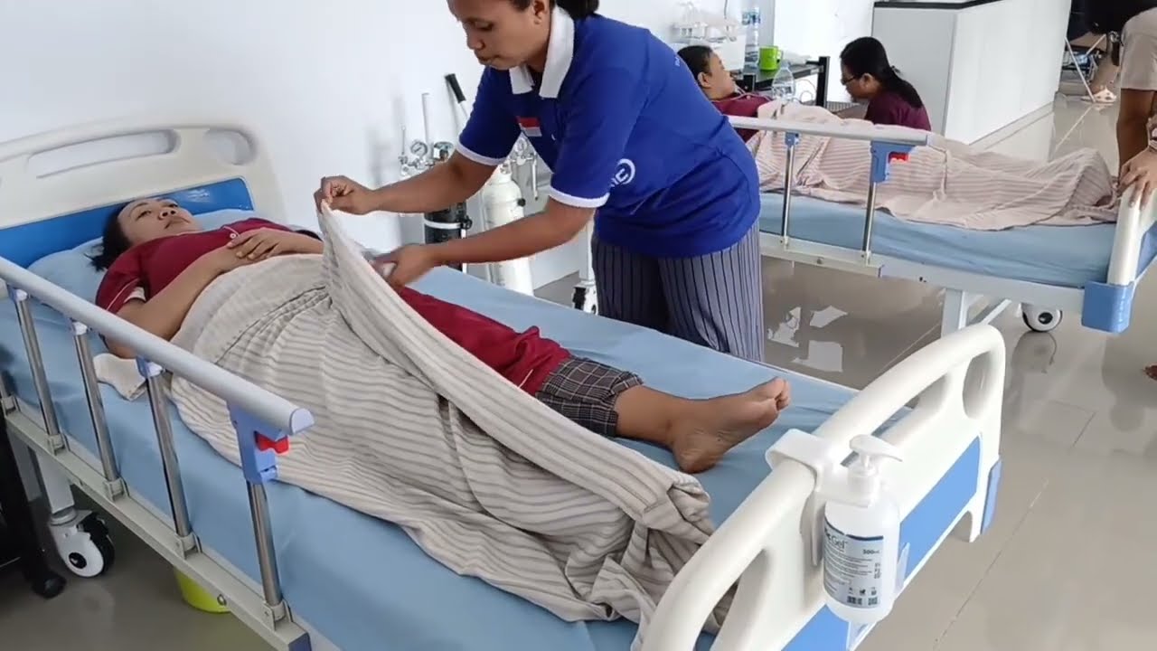 TUTORIAL CEK TENSI DAN THERAPY PADA LANSIA