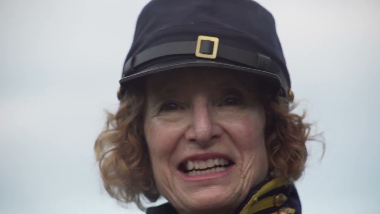 Ollie the Quarterhorse trains for Lucky Gideon !