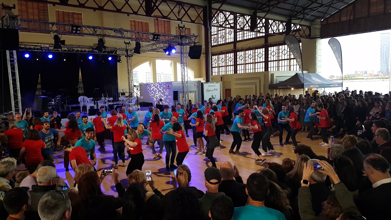 Lindy Hop Frankie chorus routine - by Savoy Benimaclet