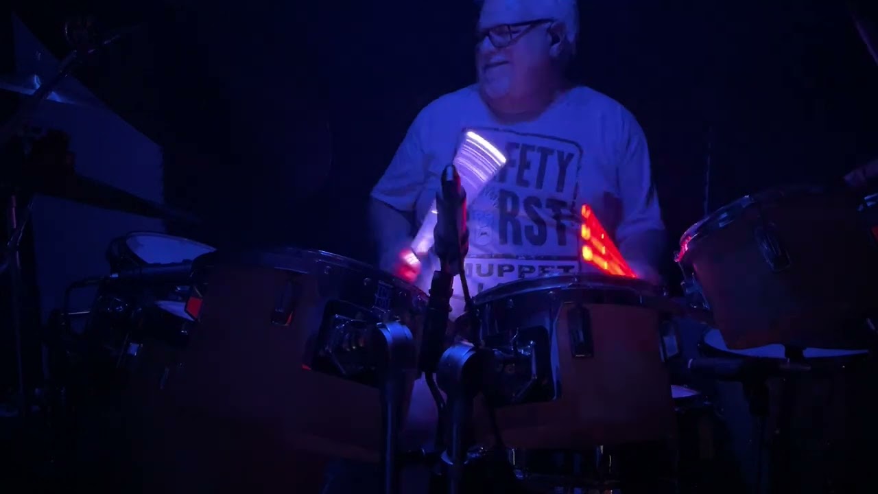 Stream of Consciousness Drumming on a large Pearl Fiberglass Concert Tom Kit! 