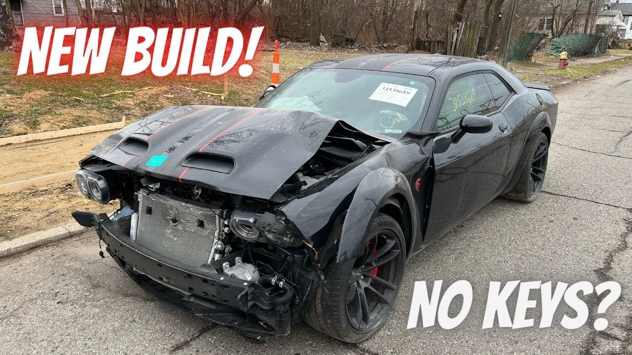Я купил на аукционе битый Dodge Challenger Hellcat Widebody 2021 года! *МАЛЫЙ ПРОБЕГ*