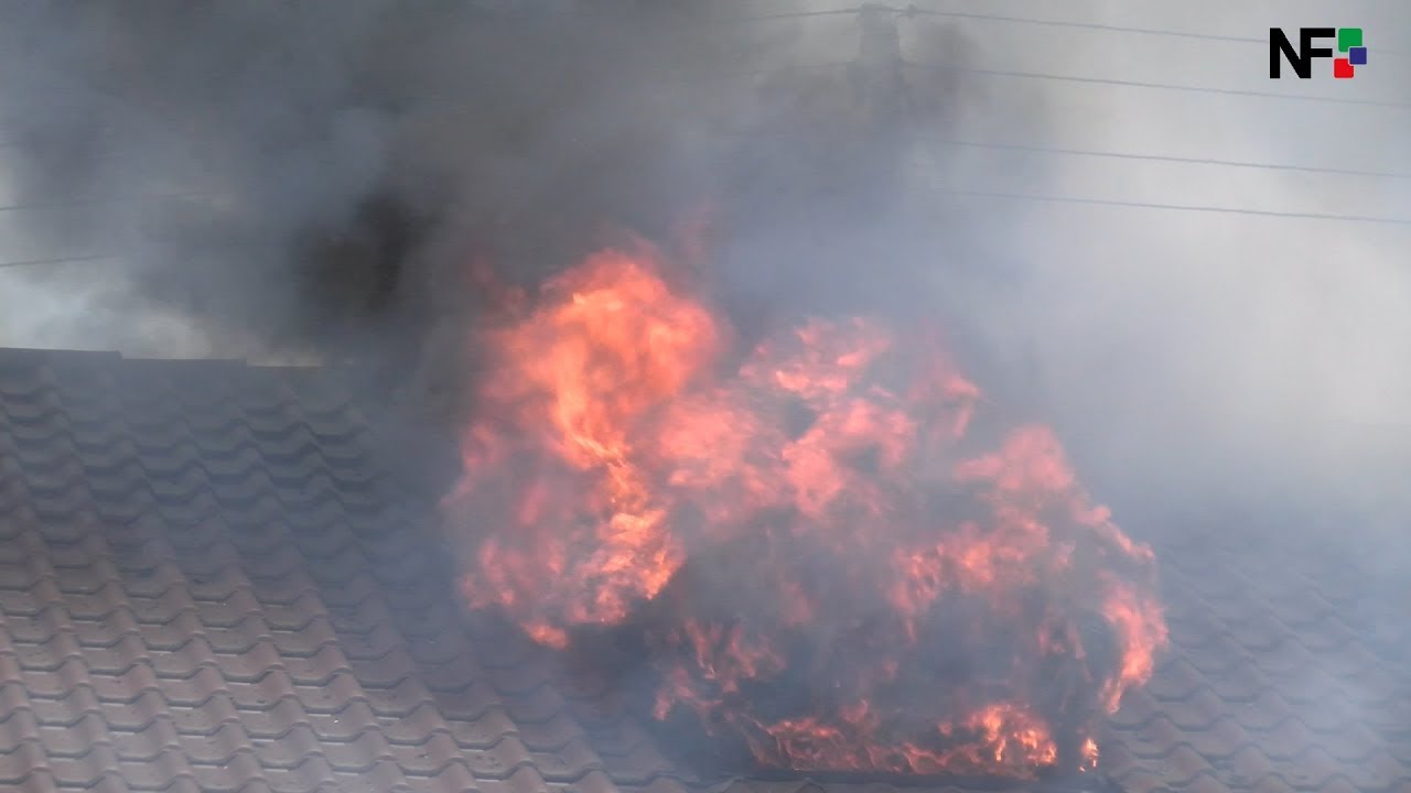 04.06.2018 - Mehrfamilienhaus nach Dachstuhlbrand unbewohnbar