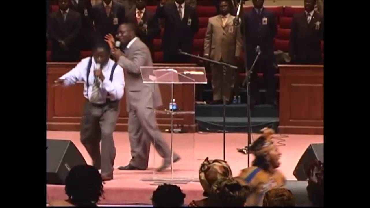 Apostle F. E Antwi in an Explosive display of the Power of God