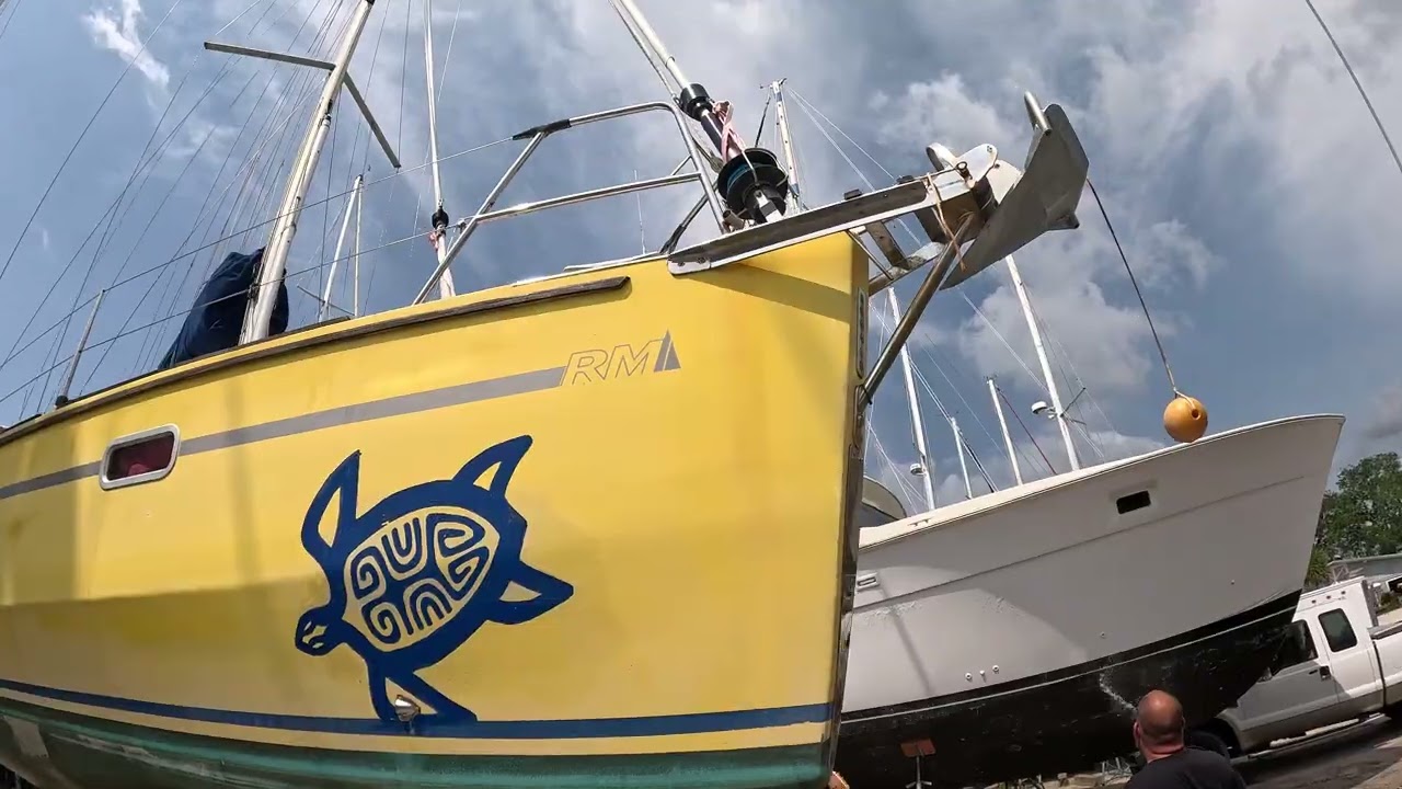 RM 1050 Hull Video