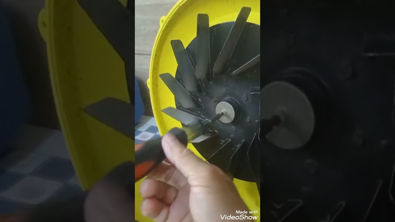 Desmontando uma turbina de encher brinquedos infláveis