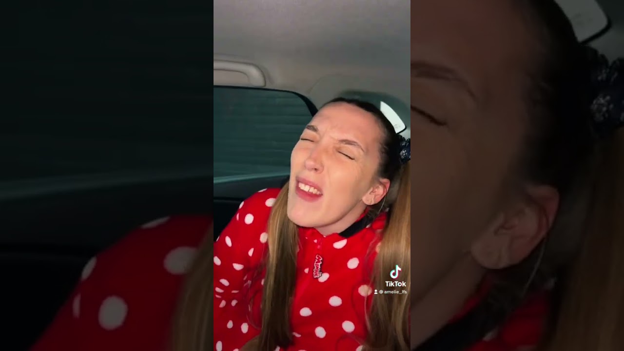 Nouvelle s&eacute;rie : Quand ta m&egrave;re a un coup de c&oelig;ur &hearts;️ #shorts #tiktok #sketch