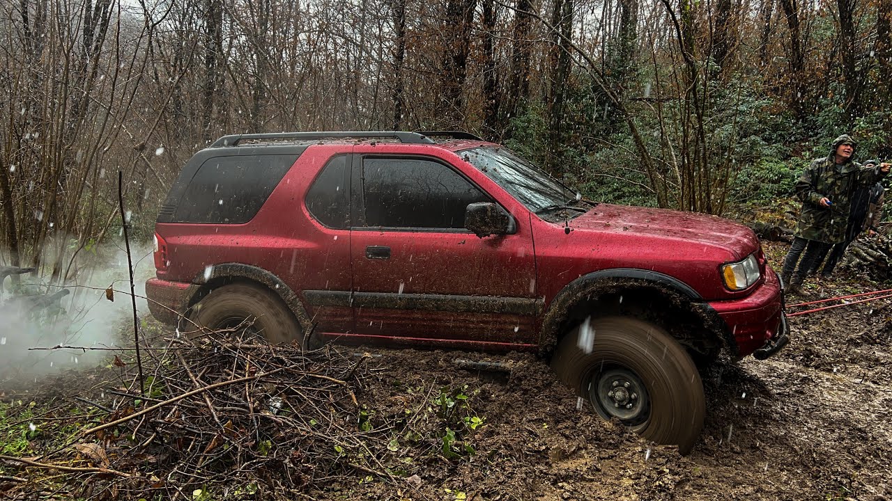 ÇAMURLU ORMANDA KIRMALI OFFROAD      MUDDY FOREST OFFROAD WITH BREAK