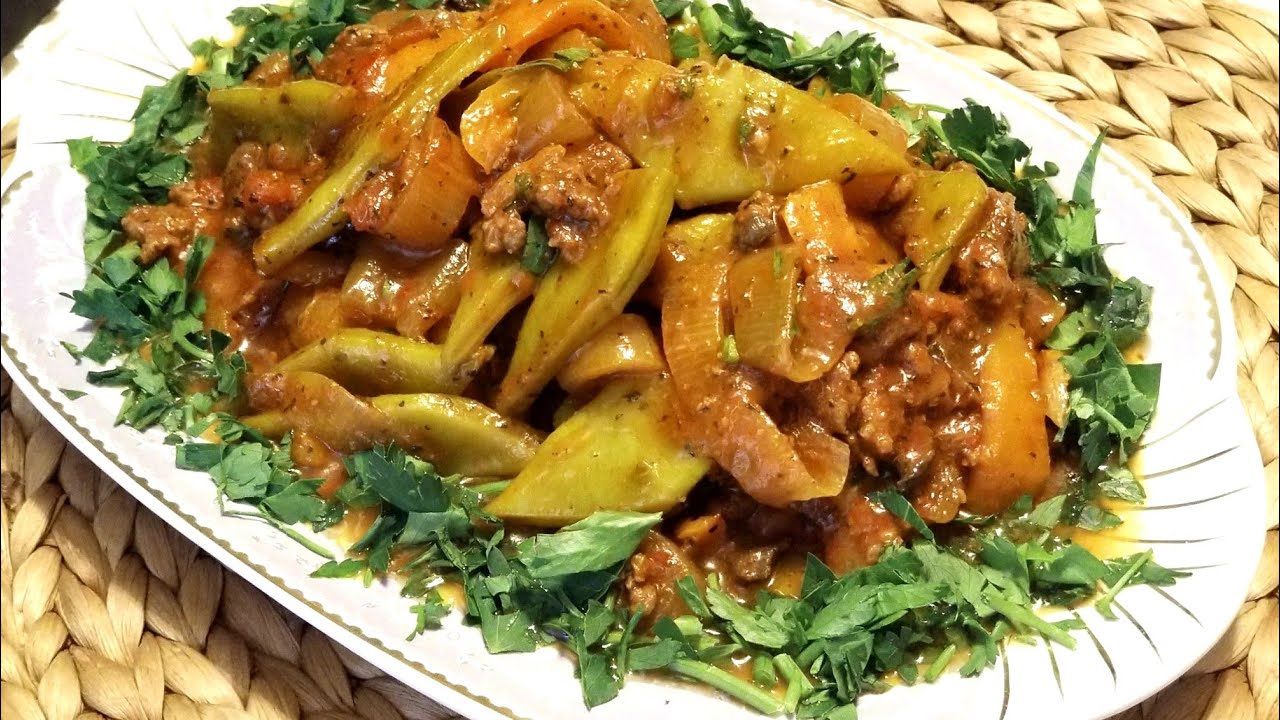 HOW TO MAKE ROMANO BEANS WITH MEAT SAUCE - By Ani