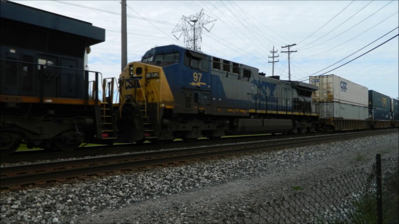60MPH Screaming L119 - CSX ES44AH 