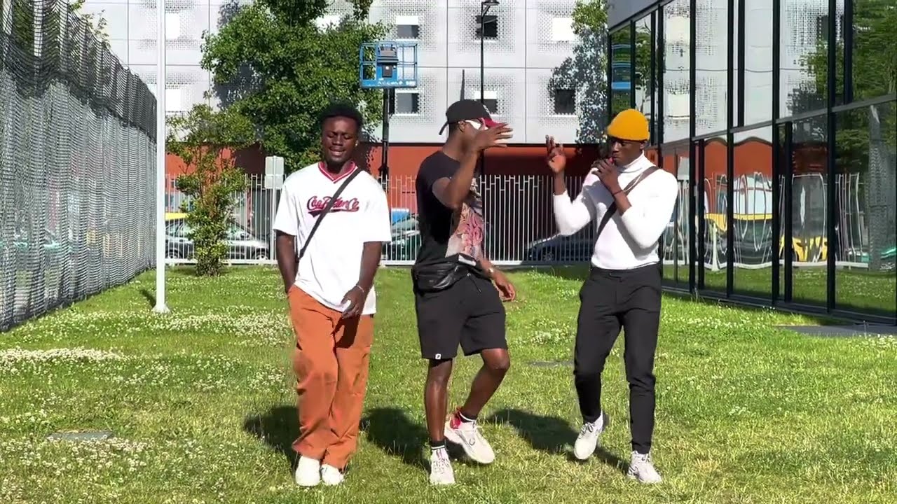 LES TROIS MOUSQUETAIRES 😂💔