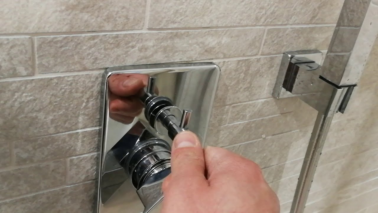 Deviatore doccia bloccato  Shower lever problem