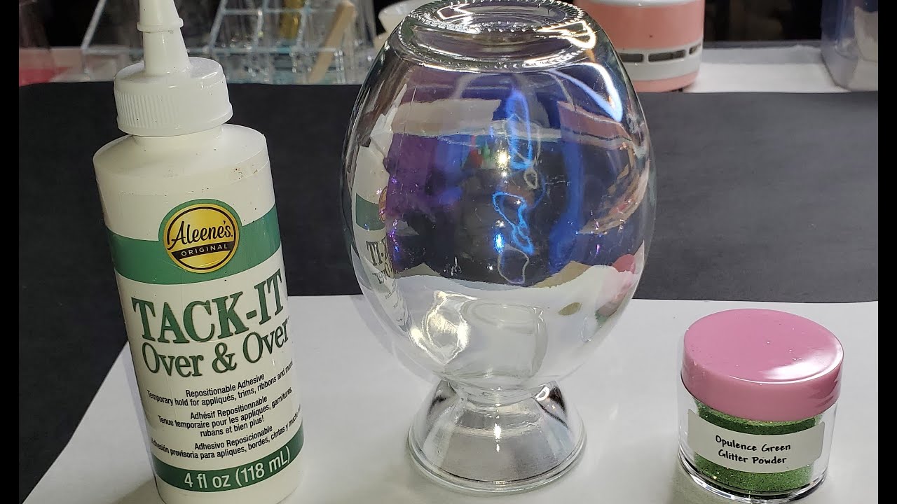 #21-18 Tack it Method on a vase using GREEN opulence glitter powder #Tackitmethod #glitterart
